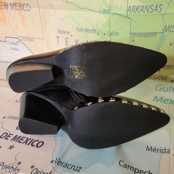 JeffreyCampbell Stylish Black Leather Studded Ankle Boots Size 10 - Picture 6 of 12